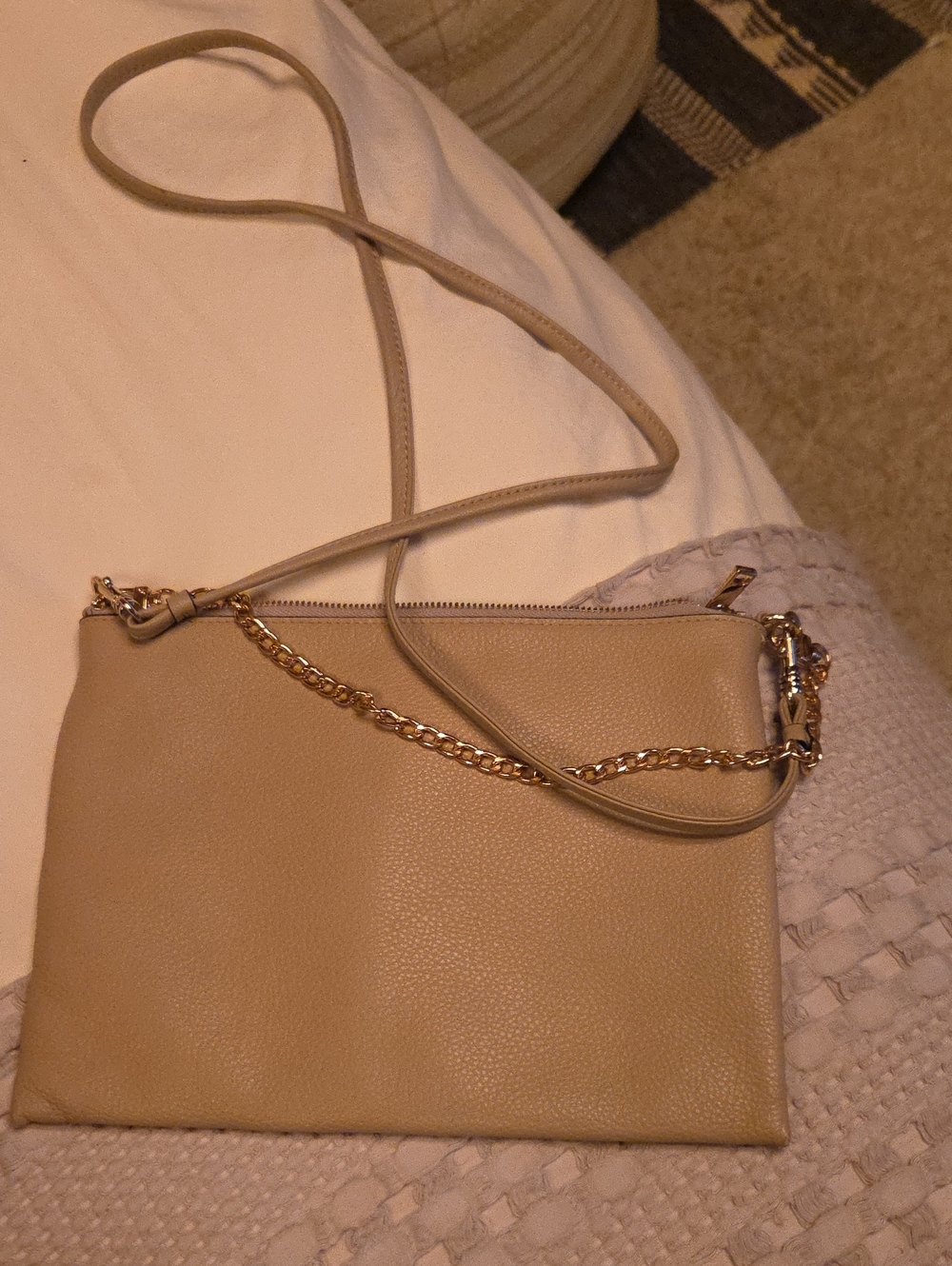 Women's Beige Lesther Crossbody Bag with Gold Chain Accent